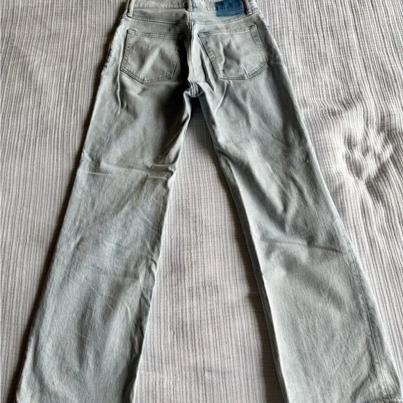Abercrombie & Fitch 90’s Relaxed Jeans - Picture 5 of 6